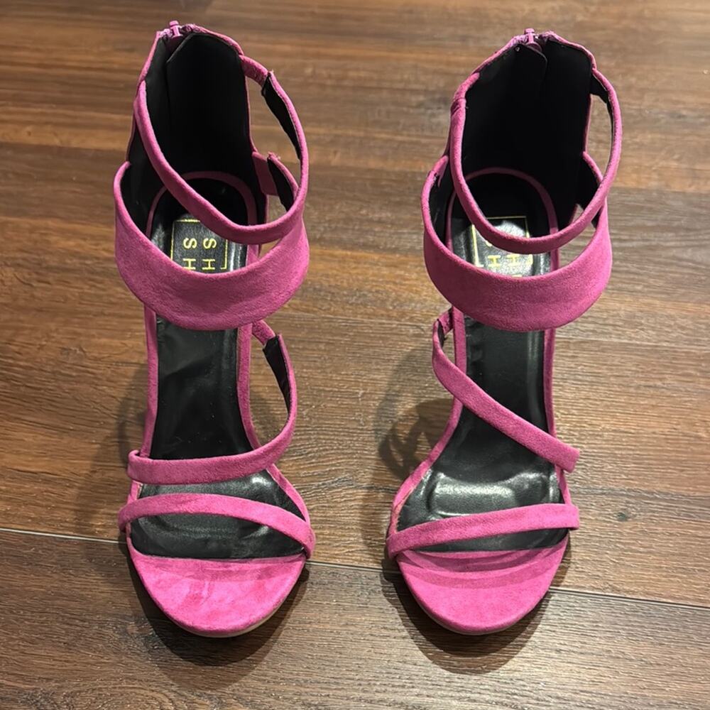 Shu Shop NWOT Pink Strappy Heels